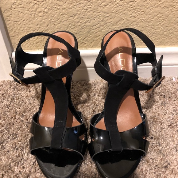 Aldo Sandals - Picture 2 of 4